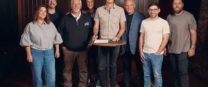 George Birge Signs With Black River Entertainment — image 1 of 2