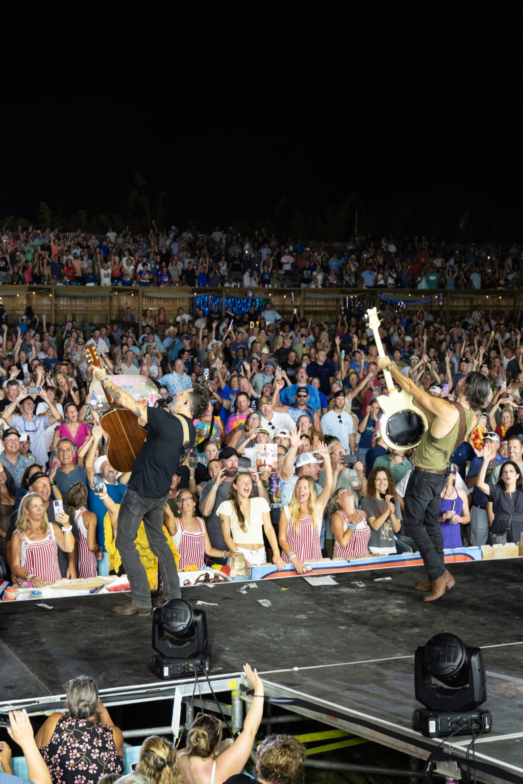 Old Dominion Wraps Second Annual Moon Crush 'Odies Beach Vacation' — image 1 of 4