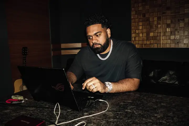 The Power of Integrity in Music: Lessons from Yung Lan — image 1 of 1